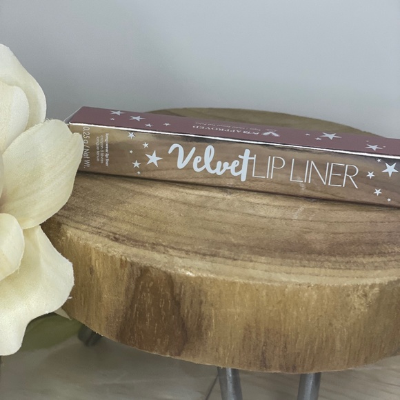 NWT! CIATÉ LONDON Velvet Lip Liner Matte Pencil COCOA - Picture 1 of 6